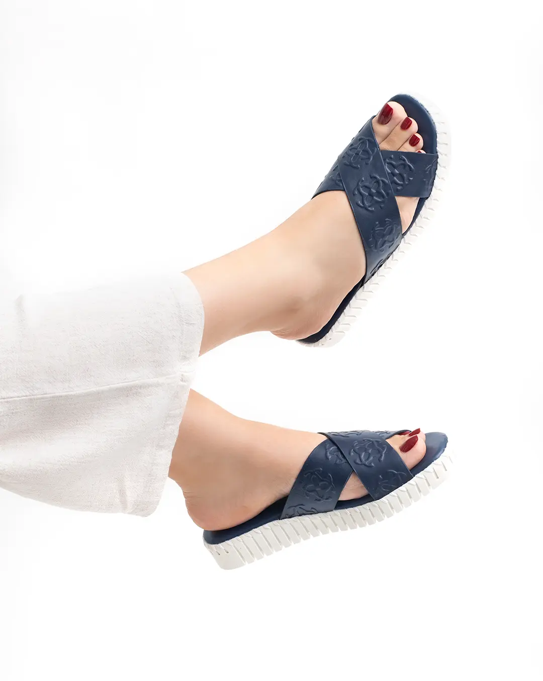 Comfortable Chic Women Slides