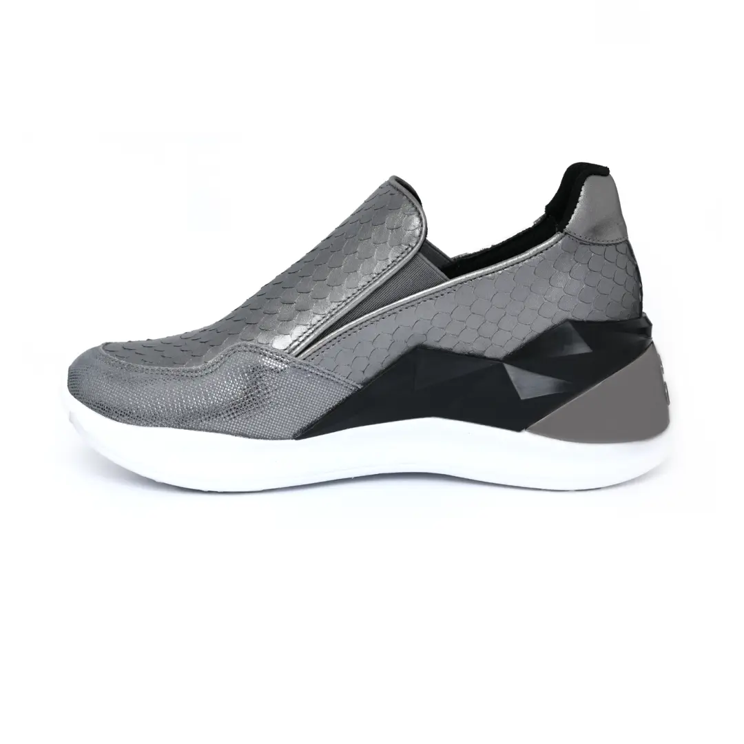 Chic Women Snake Printed Leather Casual Shoes