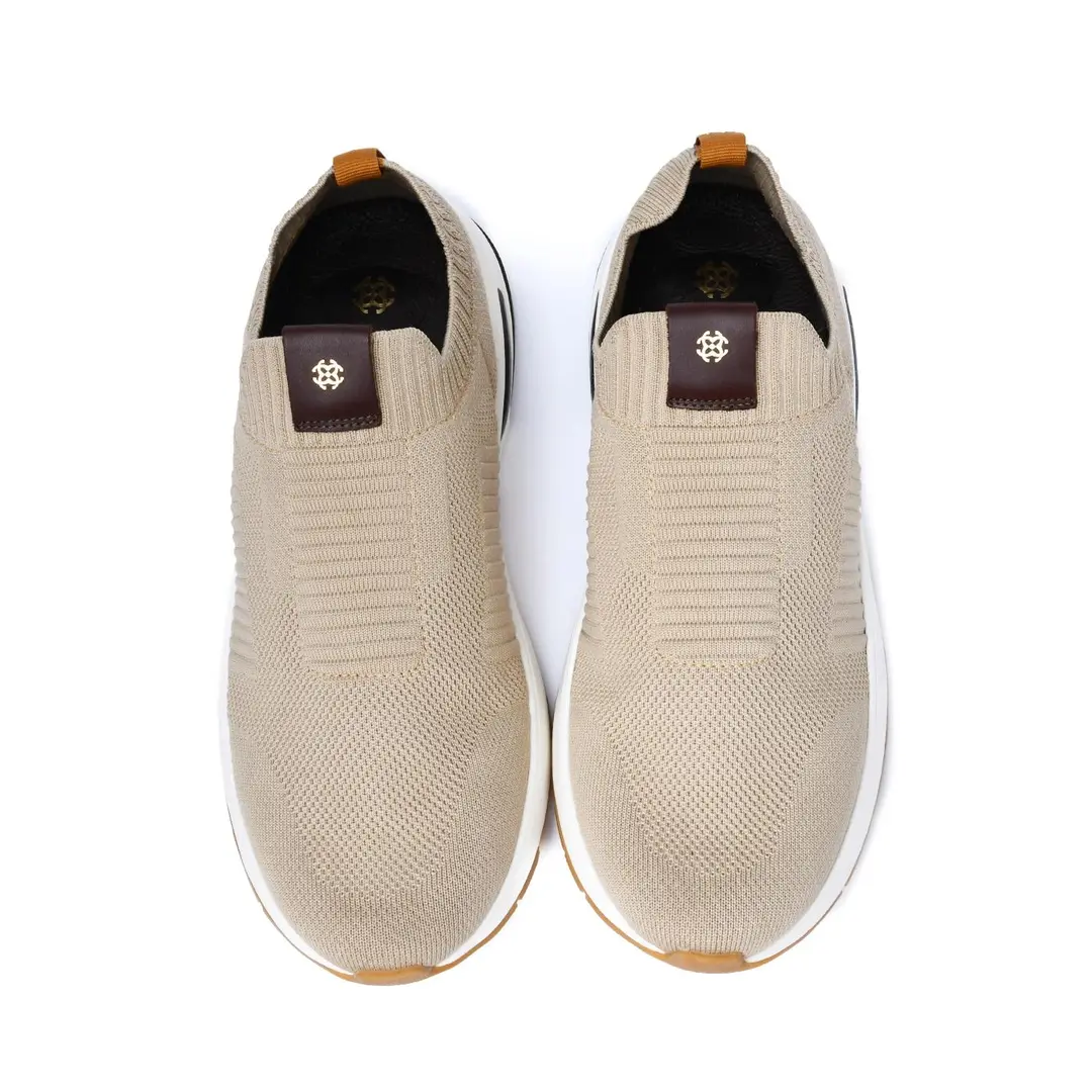Lightweight Smart-Casual Sneakers with Knitted Upper