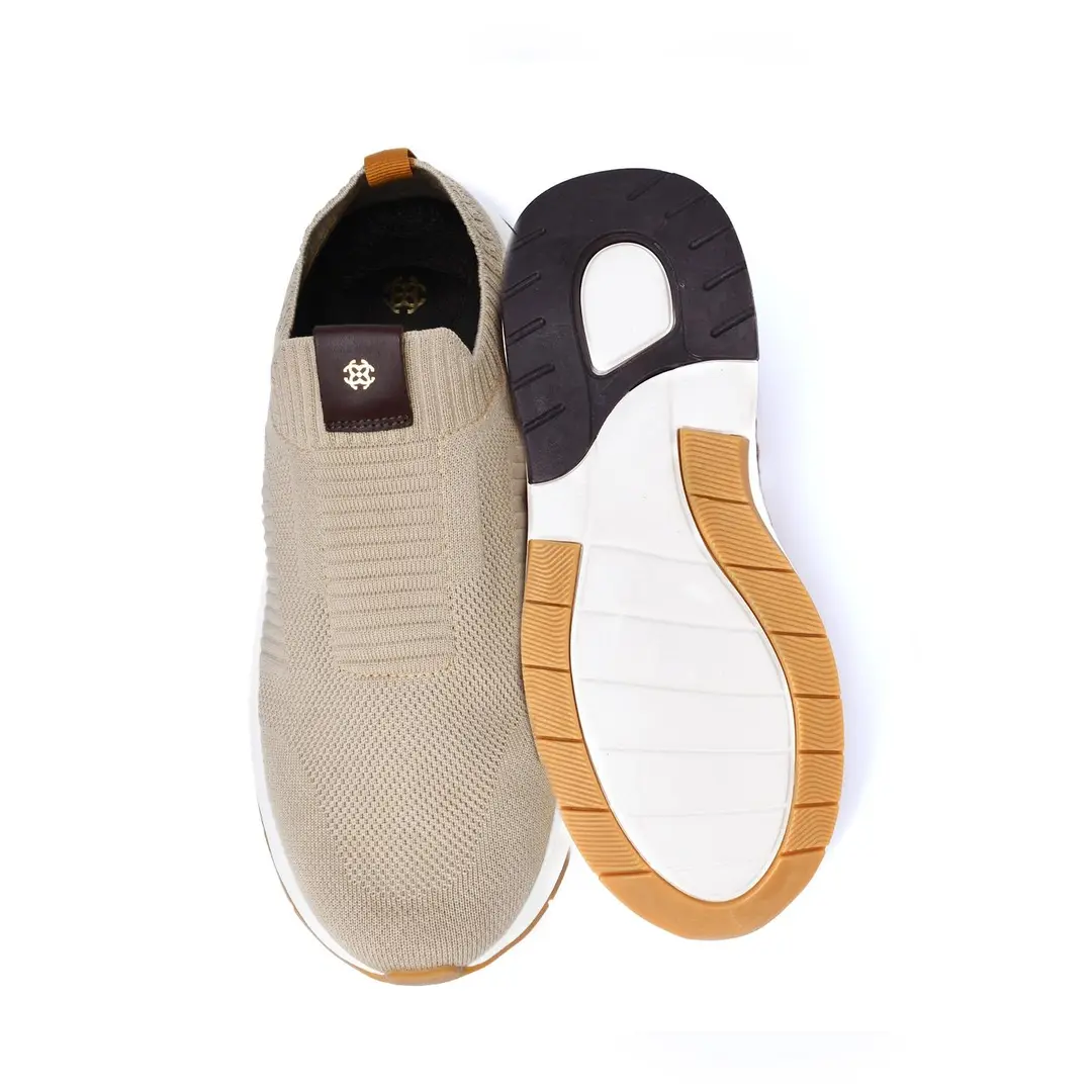 Lightweight Smart-Casual Sneakers with Knitted Upper