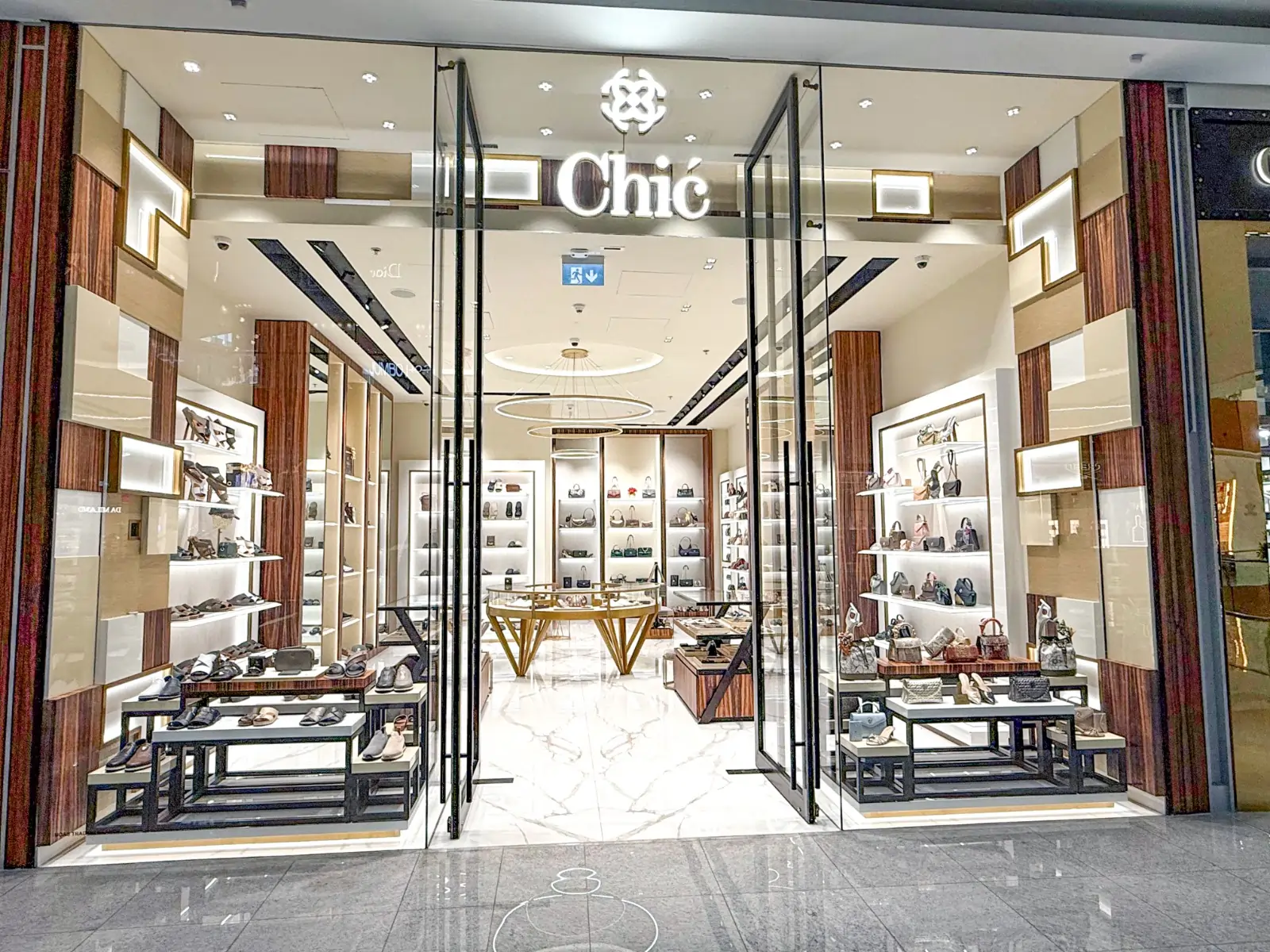 Chic Store The Dubai Mall