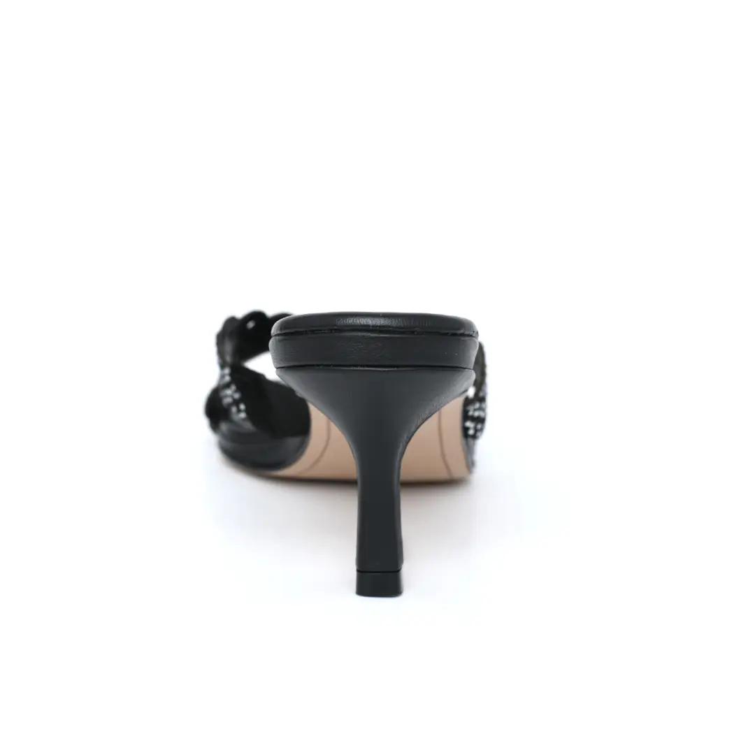 Kitten Heel With Square Toe Shape