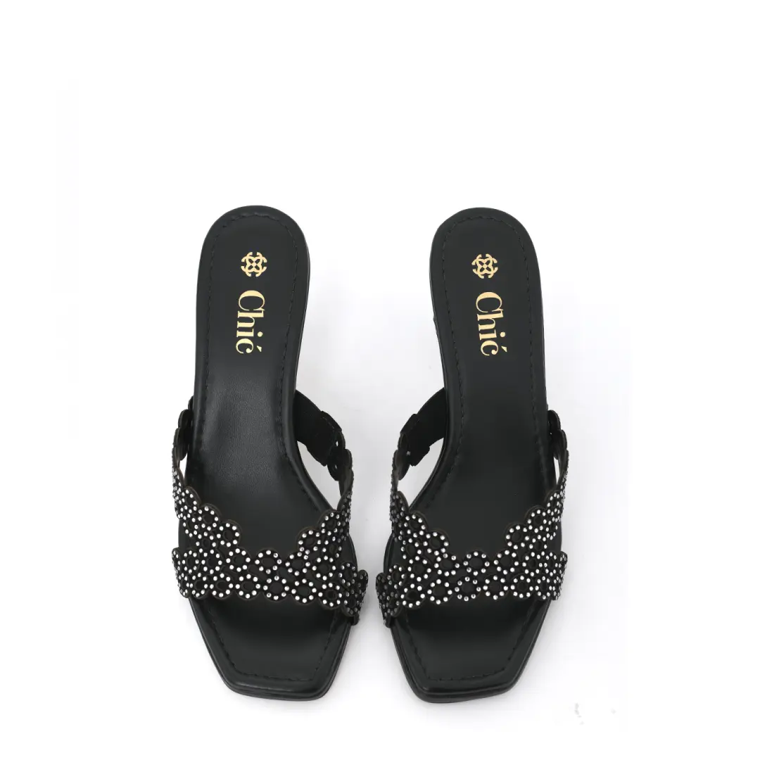 Kitten Heel With Square Toe Shape