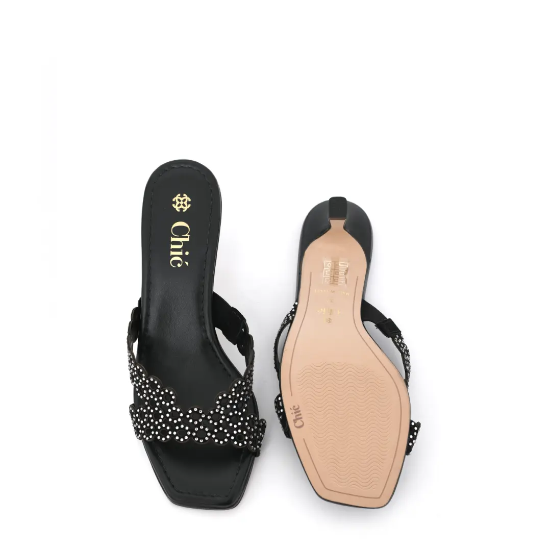 Kitten Heel With Square Toe Shape