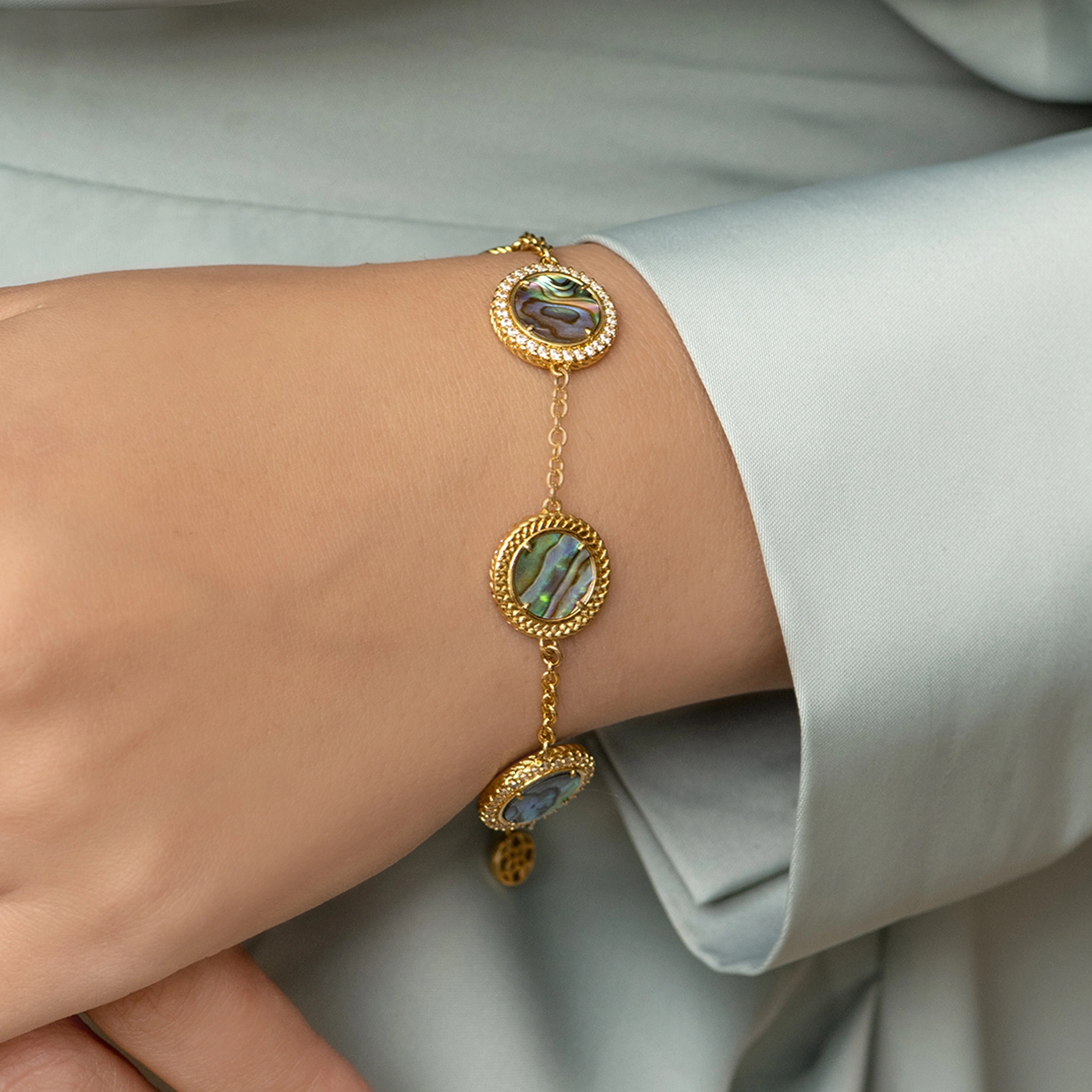 Elegant Mira Bracelet by Chic